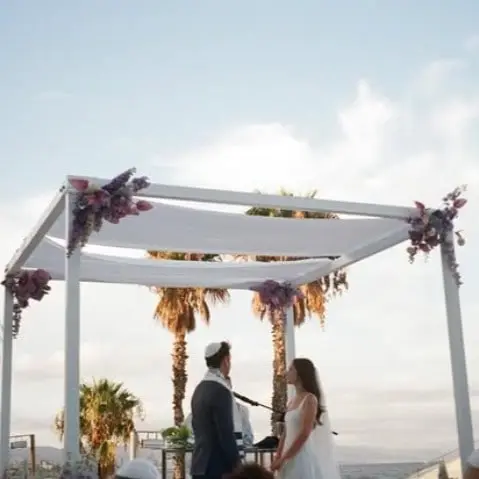 JEWISH-CEREMONY_JEWISH-WEDDING-IN-BARCELONA_LISA-AND-JARED-RABBI-DANNY